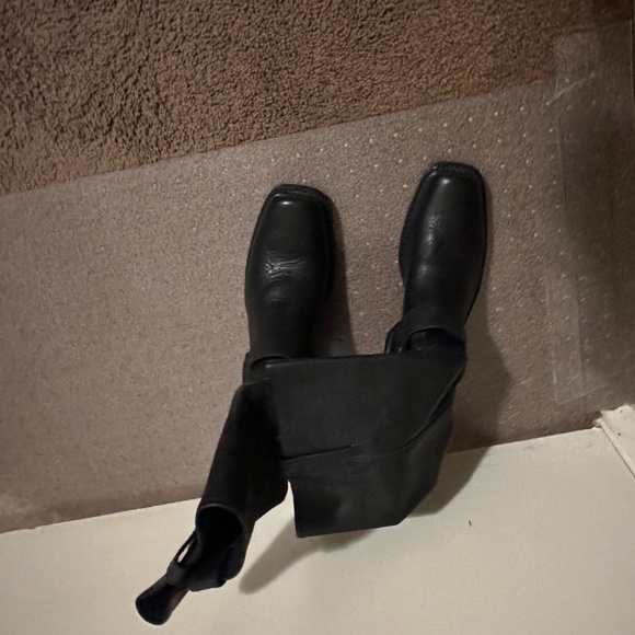 Frye harness boots 10r - Picture 6 of 7